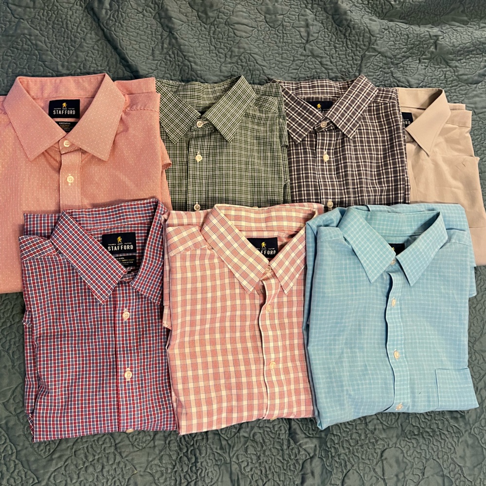 Lot of 7 long sleeve men’s dress shirts by Stafford.